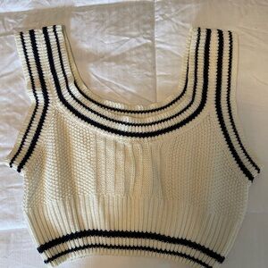Cider knit black and white crop top